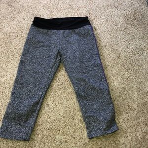 Yoga capris